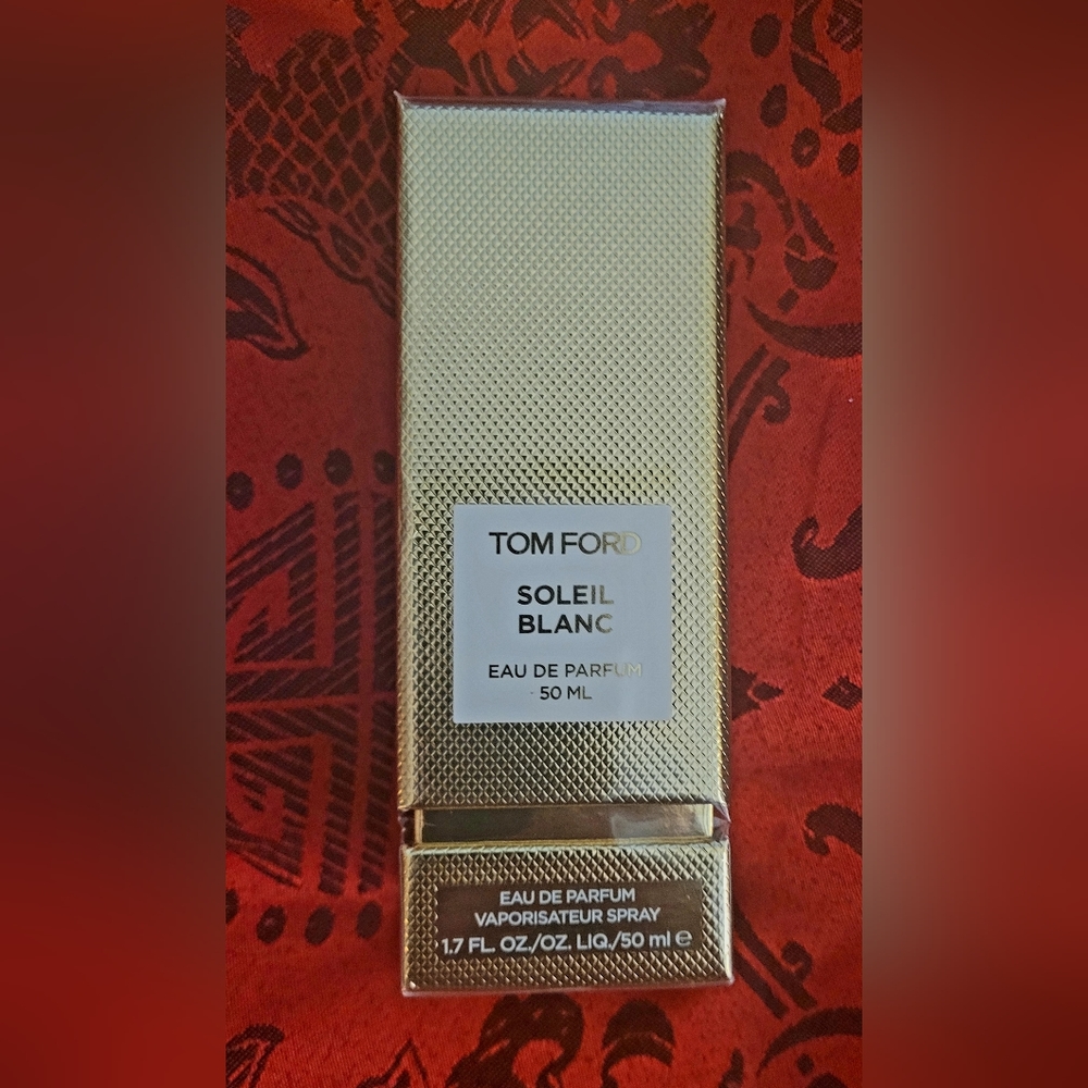 Tom Ford Soleil Blanc 1.7oz 50ml Unisex EDP sealed box. PRICE FIRM.